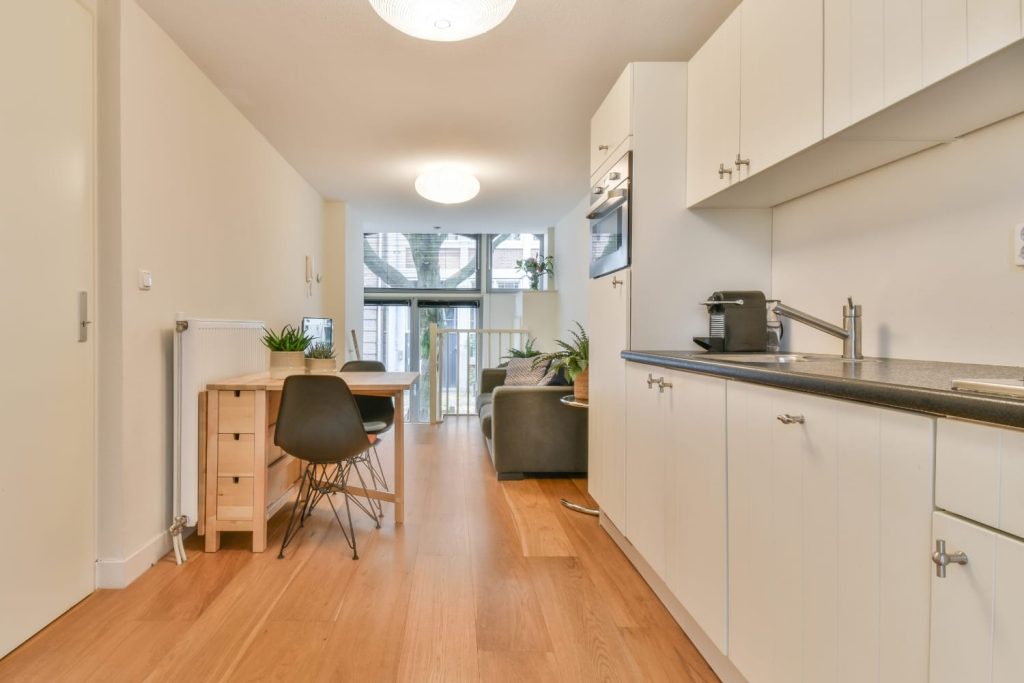 Part-time maid service in Singapore—regular home kitchen cleaning